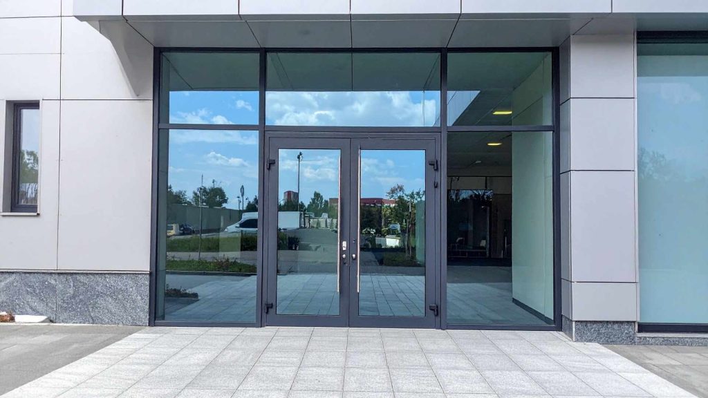 Commercial Door Hardware Guide for Businesses in Providence and Warwick